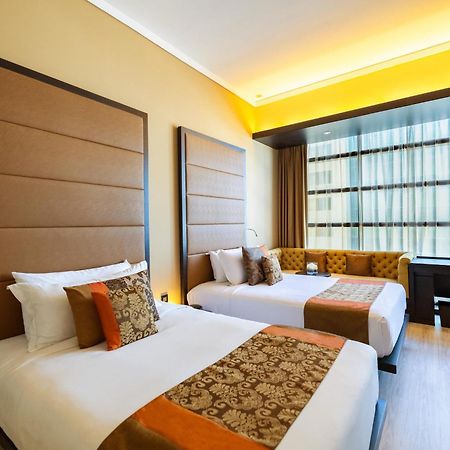 เซาเธิร์น ซัน ดาบูดาบี โฮเต็ล Hotel อาบูดาบี ภายนอก รูปภาพ