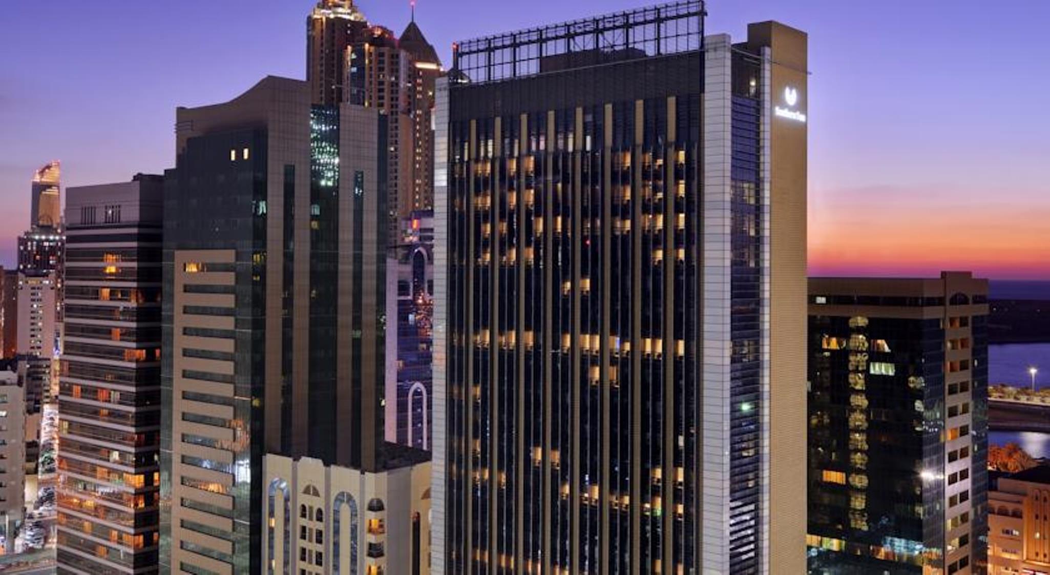 เซาเธิร์น ซัน ดาบูดาบี โฮเต็ล Hotel อาบูดาบี ภายนอก รูปภาพ