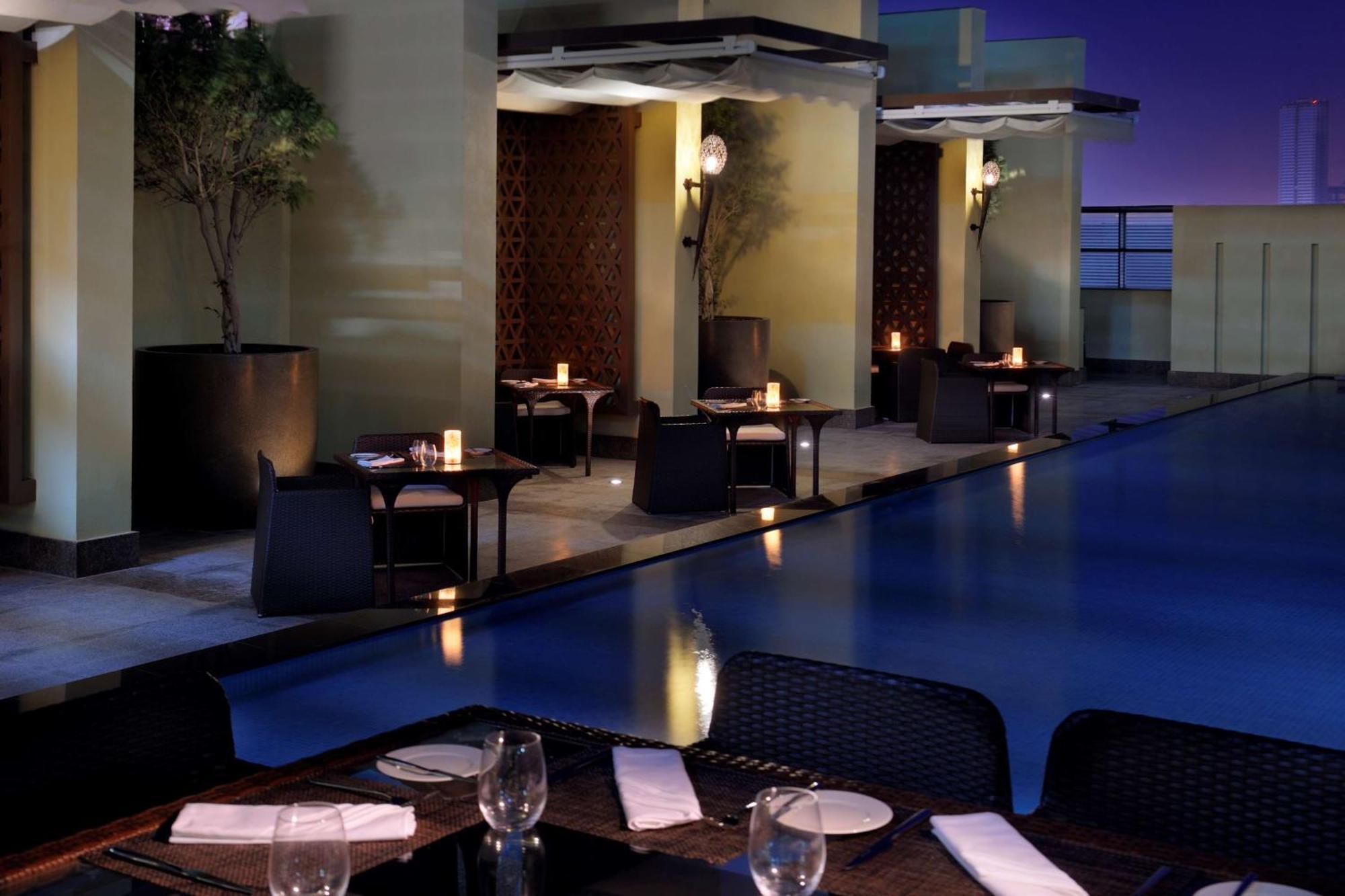 เซาเธิร์น ซัน ดาบูดาบี โฮเต็ล Hotel อาบูดาบี ภายนอก รูปภาพ