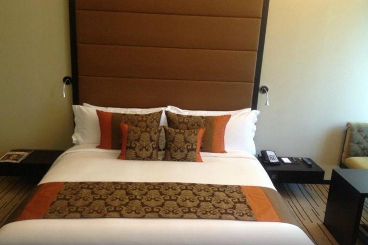 เซาเธิร์น ซัน ดาบูดาบี โฮเต็ล Hotel อาบูดาบี ภายนอก รูปภาพ
